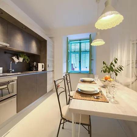 Bastinica Krk Ap 2, Oldtown, Citycenter Krk Town
